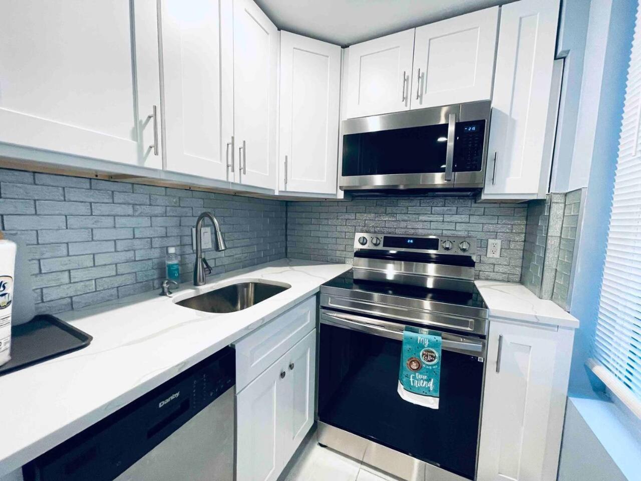 Apartment Rittenhouse Square Near Kimmel Center